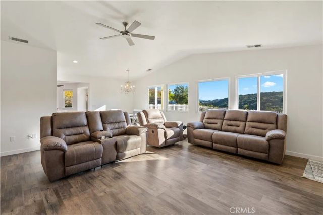 4342 Shadow Canyon Road, Templeton, CA 93465