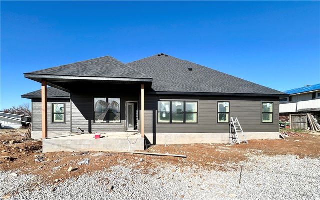 2818 Rife Circle, Rogers, AR 72758