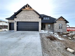 2818 Rife Circle, Rogers, AR 72758