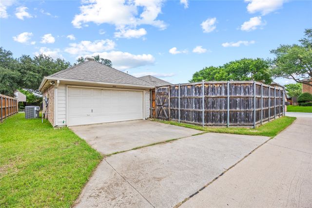 1500 Falmouth Drive, Plano, TX 75025