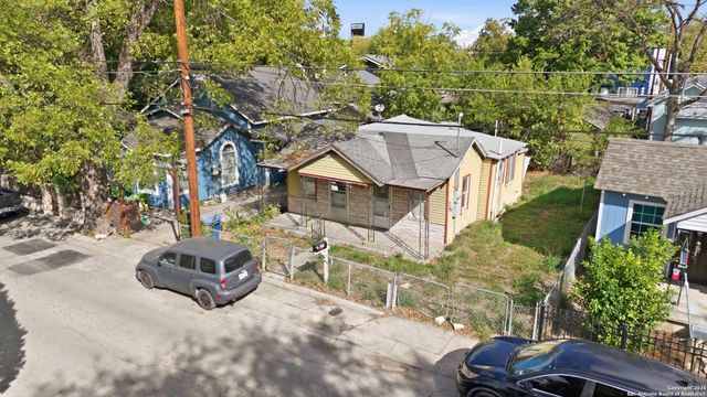 155 W Zavalla, San Antonio, TX 78204