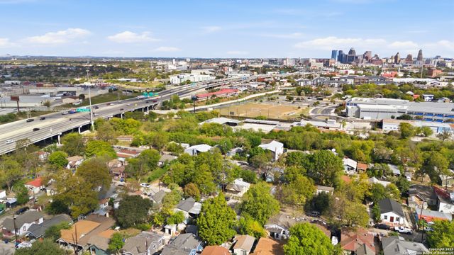 155 W Zavalla, San Antonio, TX 78204