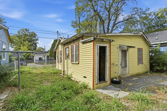 155 W Zavalla, San Antonio, TX 78204