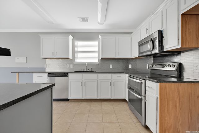 9427 Anderson Way, Converse, TX 78109