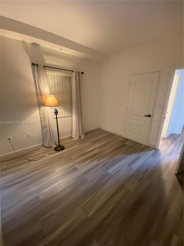 17405 NW 75th Pl 107, Hialeah, FL 33015