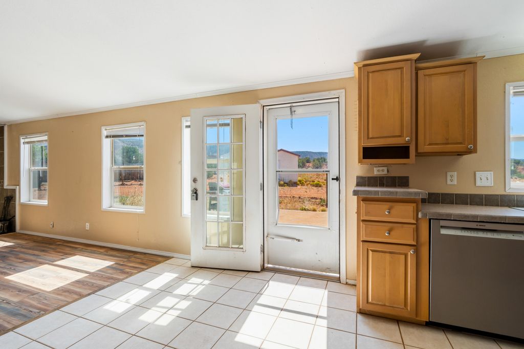 Image 5 of property listing at 2201 Vista Hermosa Road, Jemez Pueblo, NM 87024
