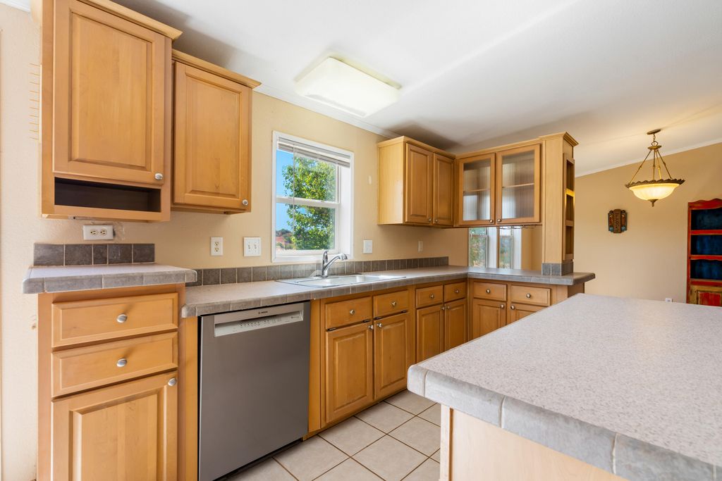 Image 6 of property listing at 2201 Vista Hermosa Road, Jemez Pueblo, NM 87024