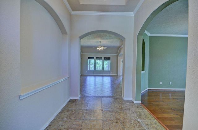 7 Sprite Woods, The Woodlands, TX 77382