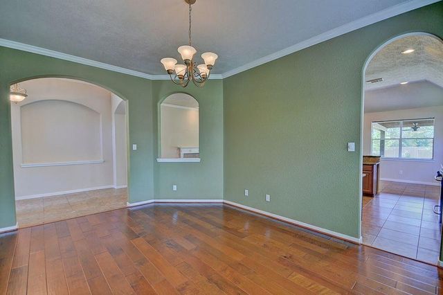 7 Sprite Woods, The Woodlands, TX 77382