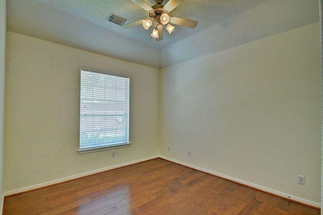 7 Sprite Woods, The Woodlands, TX 77382