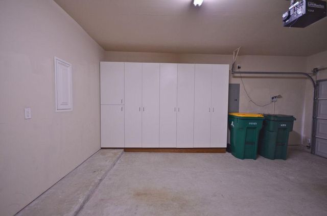 7 Sprite Woods, The Woodlands, TX 77382