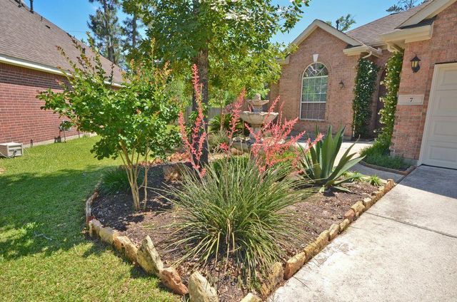 7 Sprite Woods, The Woodlands, TX 77382