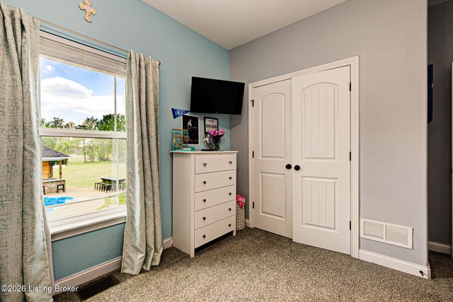 7310 Mount Washington Rd, Louisville, KY 40229