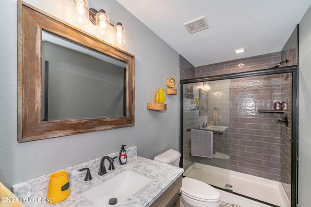7310 Mount Washington Rd, Louisville, KY 40229