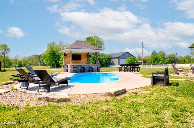 7310 Mount Washington Rd, Louisville, KY 40229