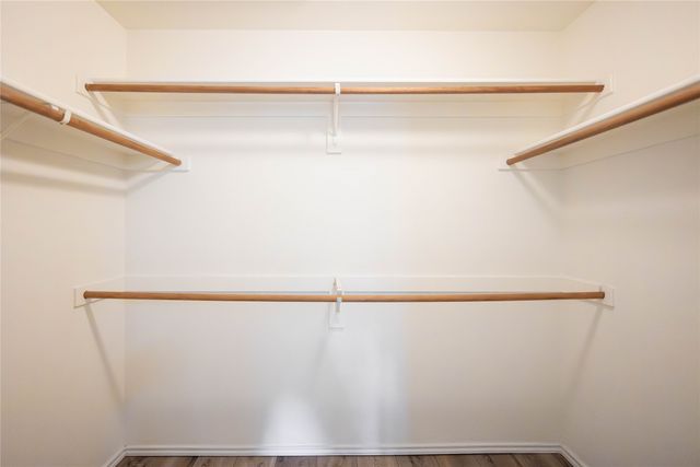 204 Turnberry Lane, Lewisville, TX 75067