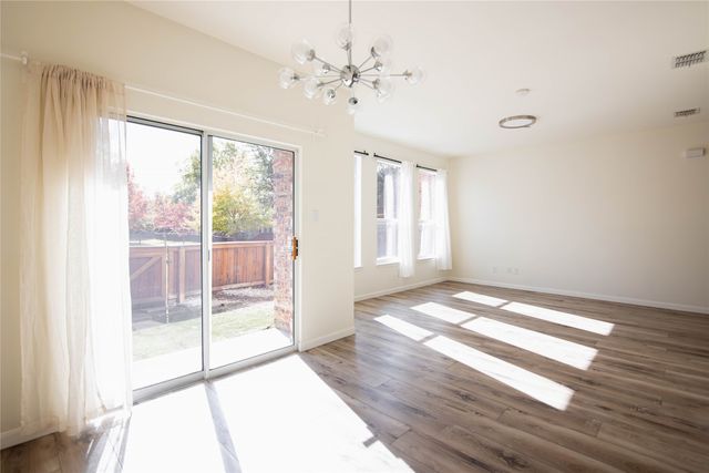 204 Turnberry Lane, Lewisville, TX 75067