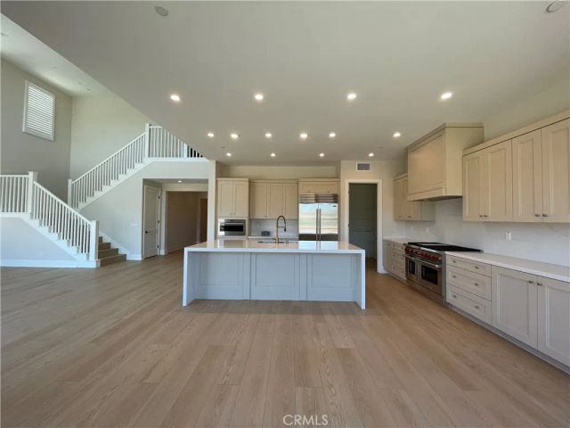 133 Sunnyslope, Irvine, CA 92618