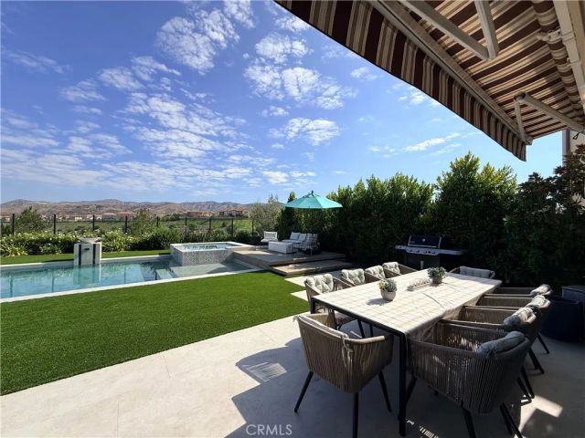 133 Sunnyslope, Irvine, CA 92618