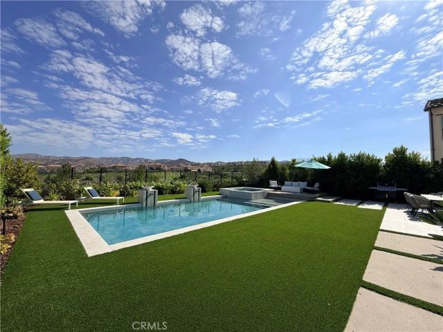 133 Sunnyslope, Irvine, CA 92618