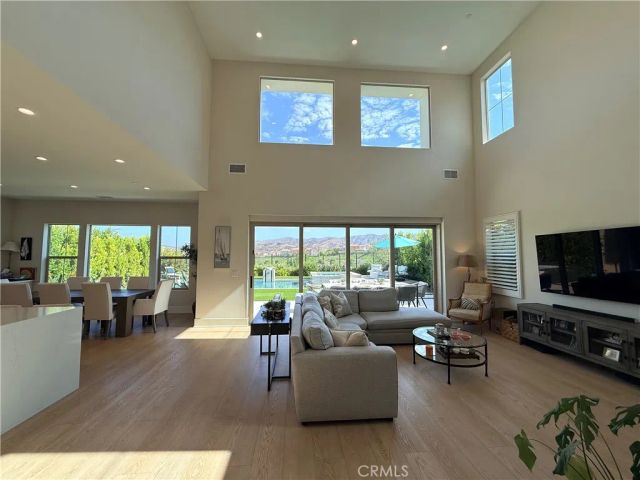 133 Sunnyslope, Irvine, CA 92618