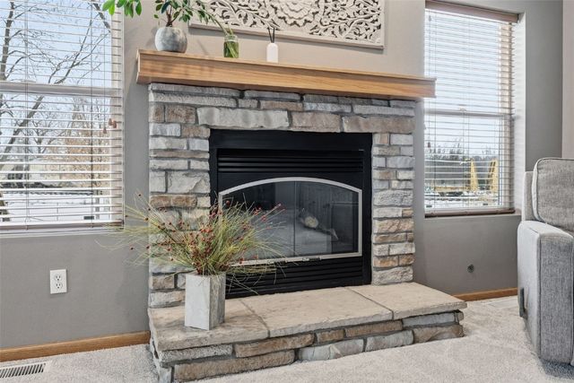 3523 Prairie Creek SW, Cedar Rapids, IA 52404