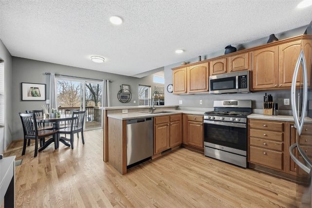 3523 Prairie Creek SW, Cedar Rapids, IA 52404