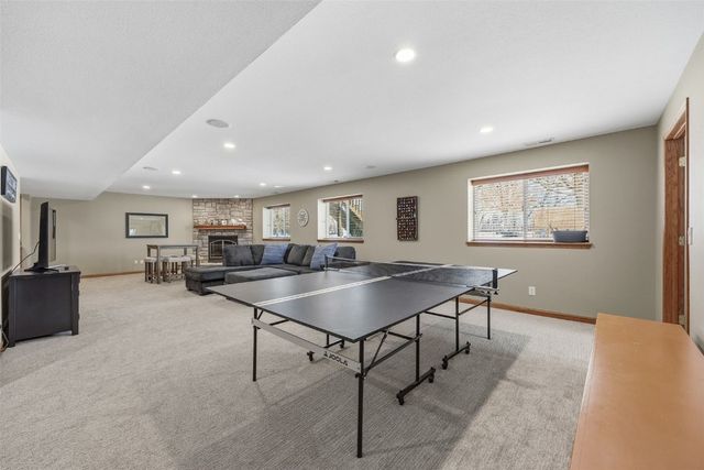 3523 Prairie Creek SW, Cedar Rapids, IA 52404