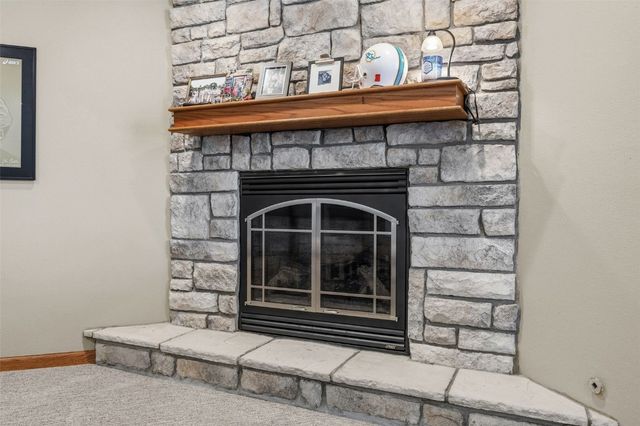 3523 Prairie Creek SW, Cedar Rapids, IA 52404