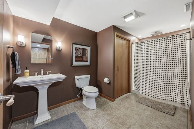 3523 Prairie Creek SW, Cedar Rapids, IA 52404