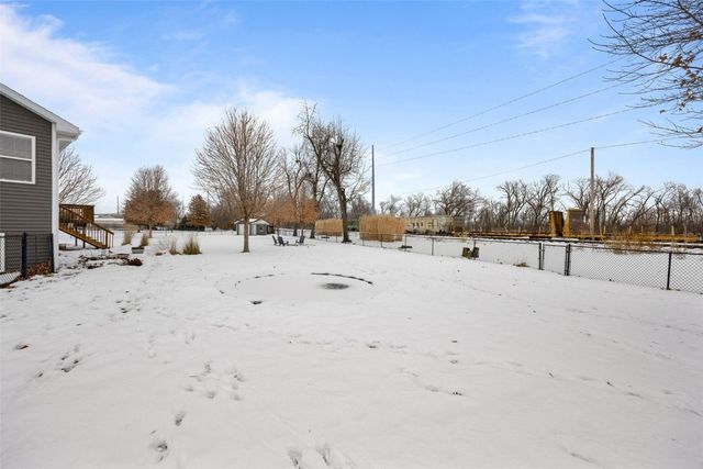 3523 Prairie Creek SW, Cedar Rapids, IA 52404