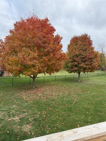 3523 Prairie Creek SW, Cedar Rapids, IA 52404