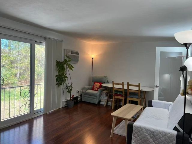 382 Great Rd b303, Acton, MA 01720