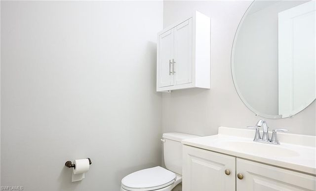 7320 Rockefeller DR, Naples, FL 34119