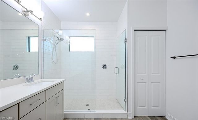 7320 Rockefeller DR, Naples, FL 34119