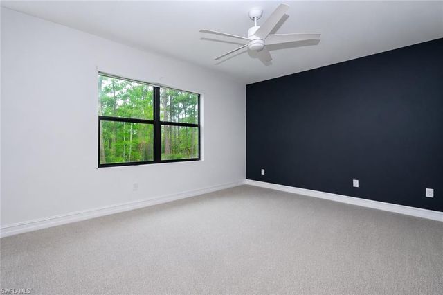 7320 Rockefeller DR, Naples, FL 34119