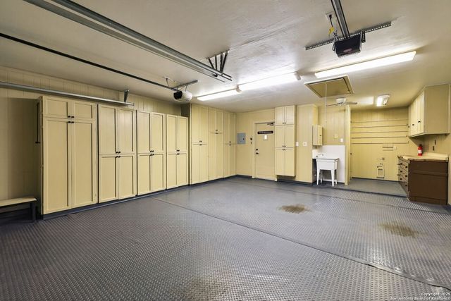 2631 Turkey Oak, San Antonio, TX 78232