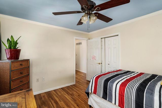 13 TICONDEROGA DR, Bordentown, NJ 08505