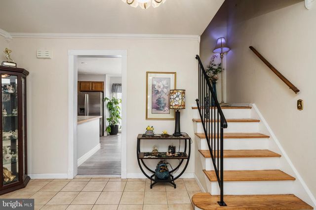 13 TICONDEROGA DR, Bordentown, NJ 08505