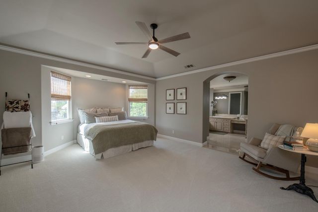 2547 W Lake Van Ness Circle, Fresno, CA 93711