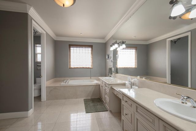 2547 W Lake Van Ness Circle, Fresno, CA 93711