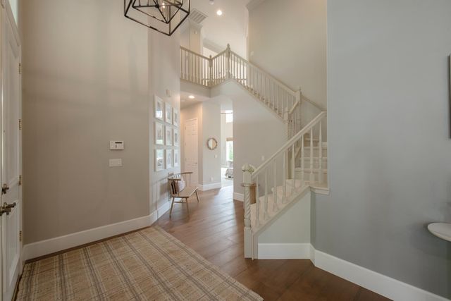 2547 W Lake Van Ness Circle, Fresno, CA 93711