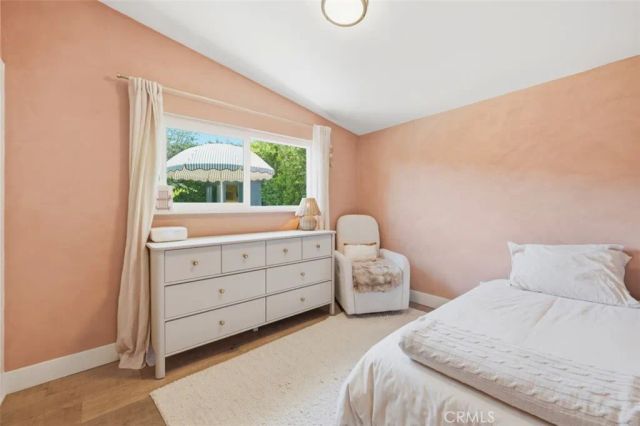 271 Camellia Lane, Costa Mesa, CA 92627