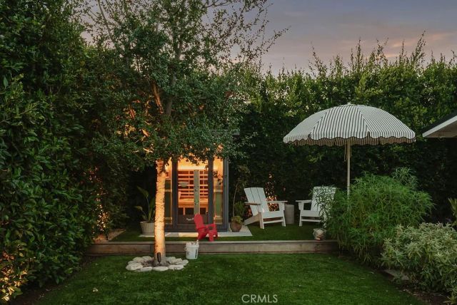 271 Camellia Lane, Costa Mesa, CA 92627