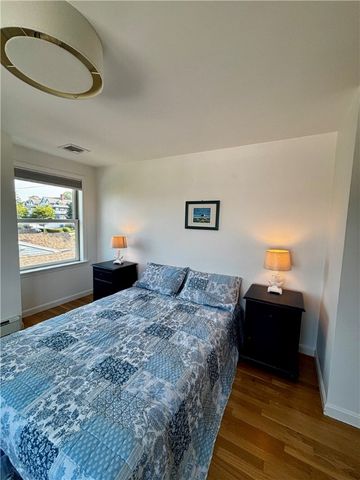 433 Wolcott Avenue, Middletown, RI 02842