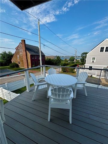 433 Wolcott Avenue, Middletown, RI 02842