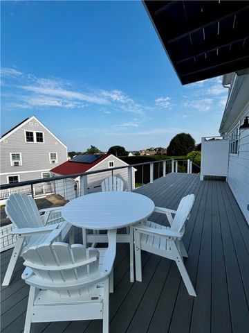 433 Wolcott Avenue, Middletown, RI 02842