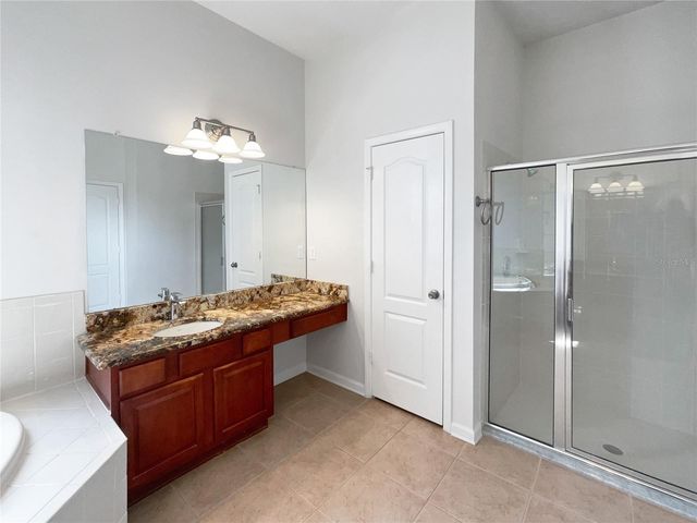 2046 HEARTLAND CIRCLE, Valrico, FL 33594