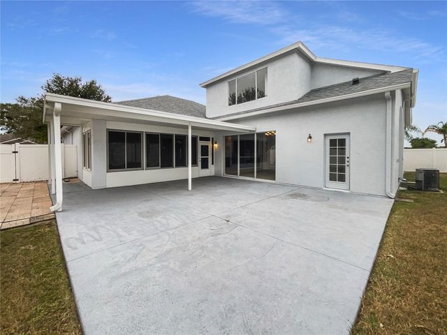 2046 HEARTLAND CIRCLE, Valrico, FL 33594