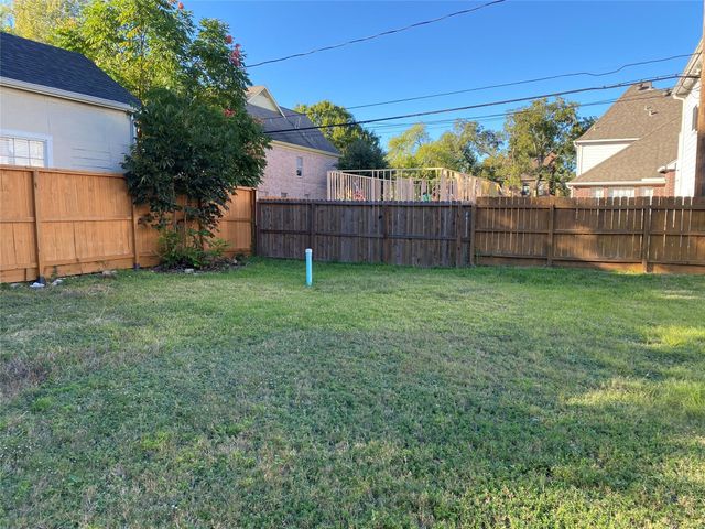 4800 Bellaire Boulevard, Bellaire, TX 77401